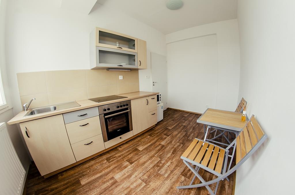Penzion Karolinka Hotel Kroměříž Buitenkant foto