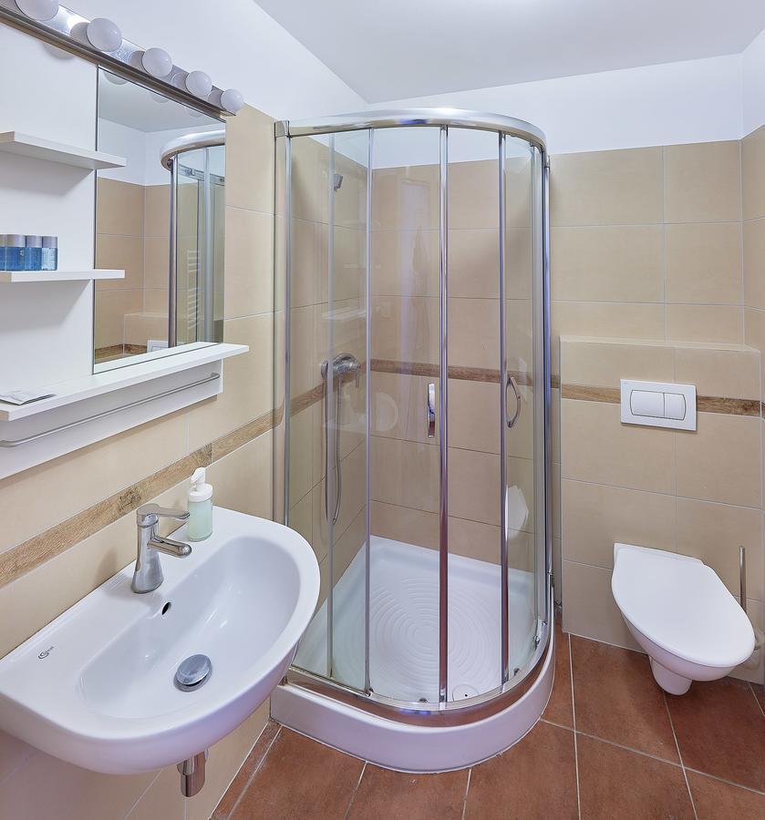 Penzion Karolinka Hotel Kroměříž Buitenkant foto